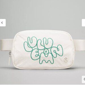 Lululemon Everywhere Belt Bag Bone Cascadia Green EMBROIDERY NWT Collectors